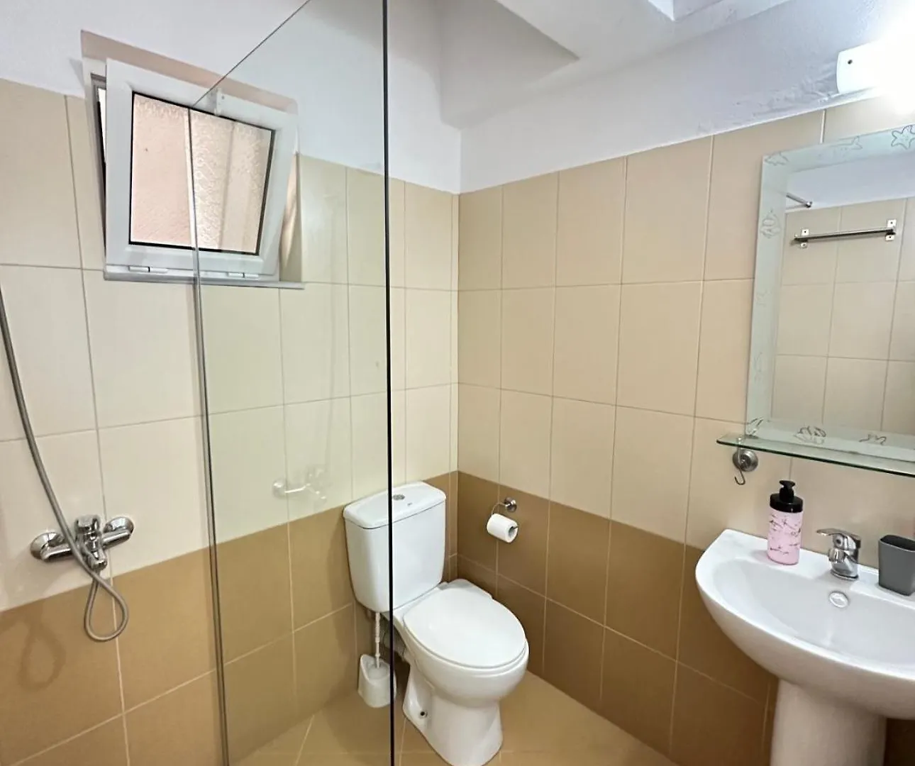 Villa Ani Borsh 0*,  Albania